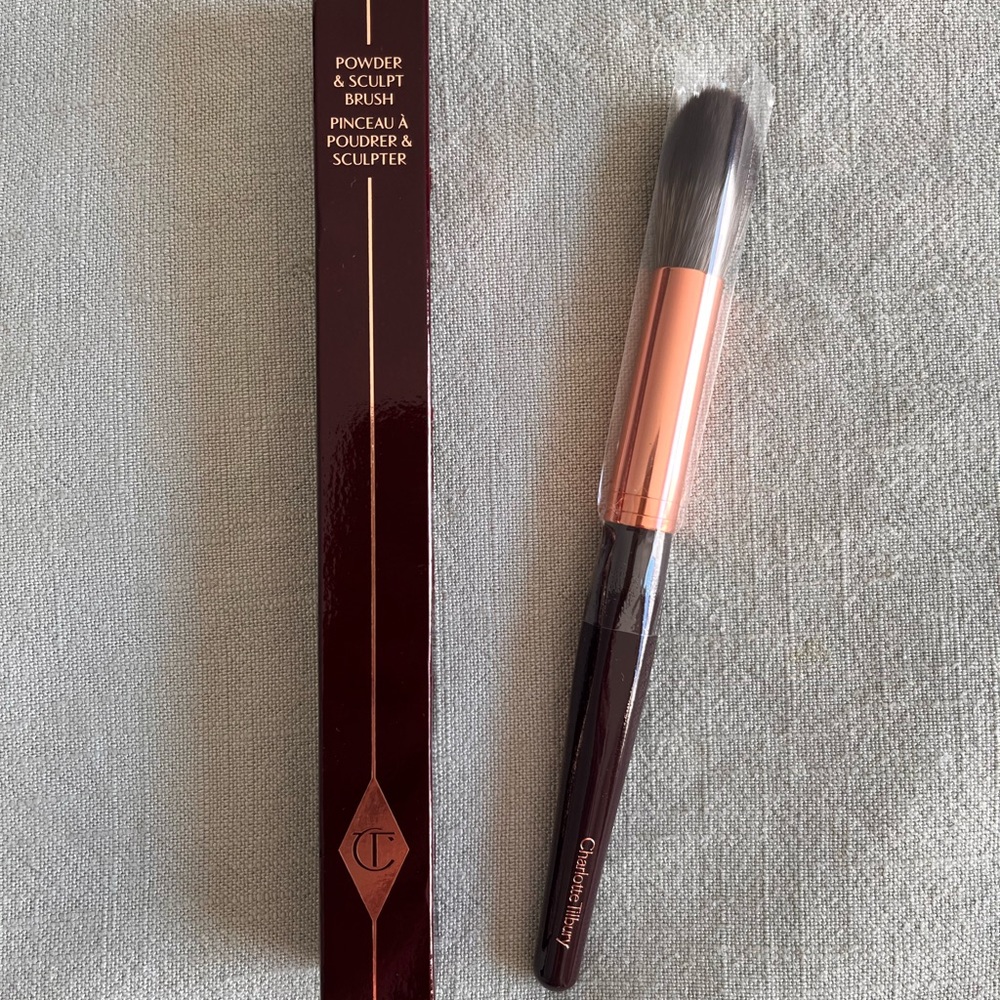 Charlotte Tilbury Powder & Sculpt Brush